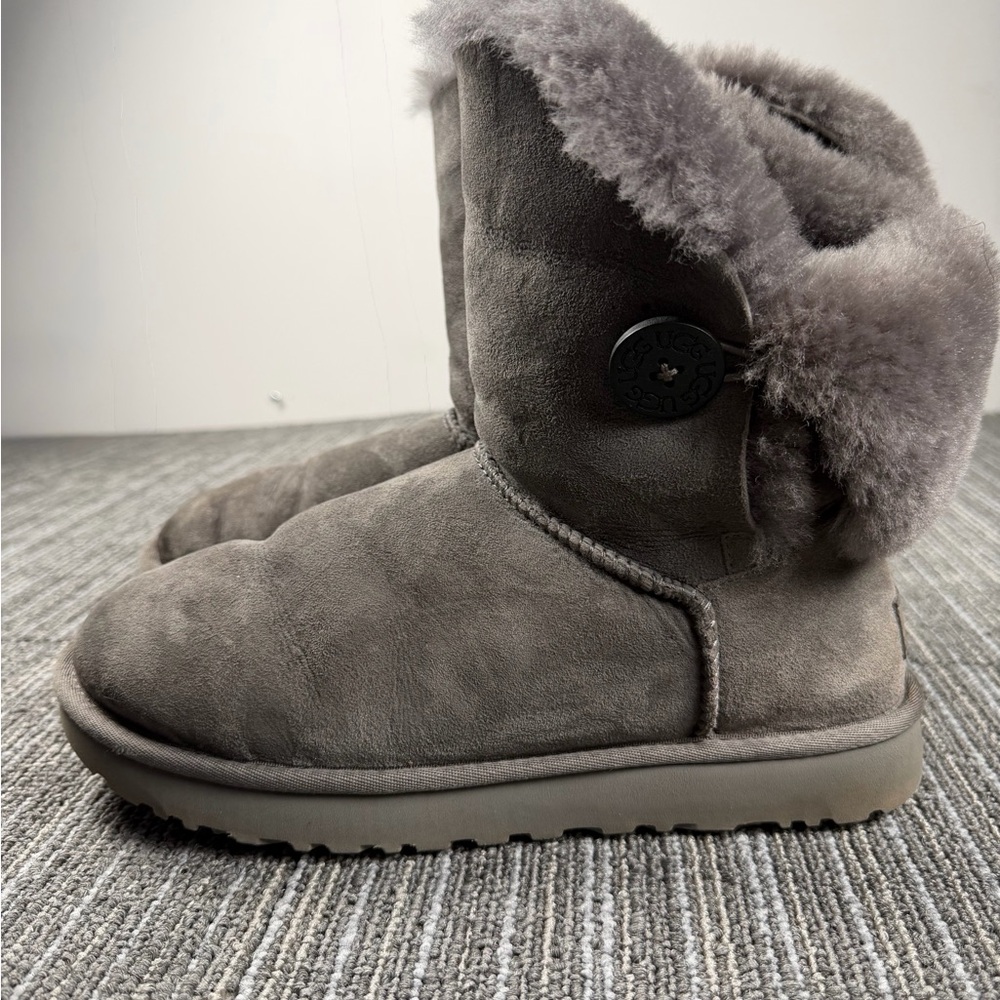 Ugg Gray Ugg Bailey Button Shearling Suede Boots … - image 2